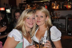 2012-09-2223-04-43PaulanerParty